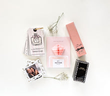 Load image into Gallery viewer, Mini Vintage Picture Frame