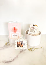 Load image into Gallery viewer, Mini Vintage Picture Frame