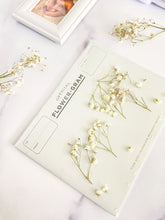 Load image into Gallery viewer, Baby's Breath Flower-gram Greeting Card