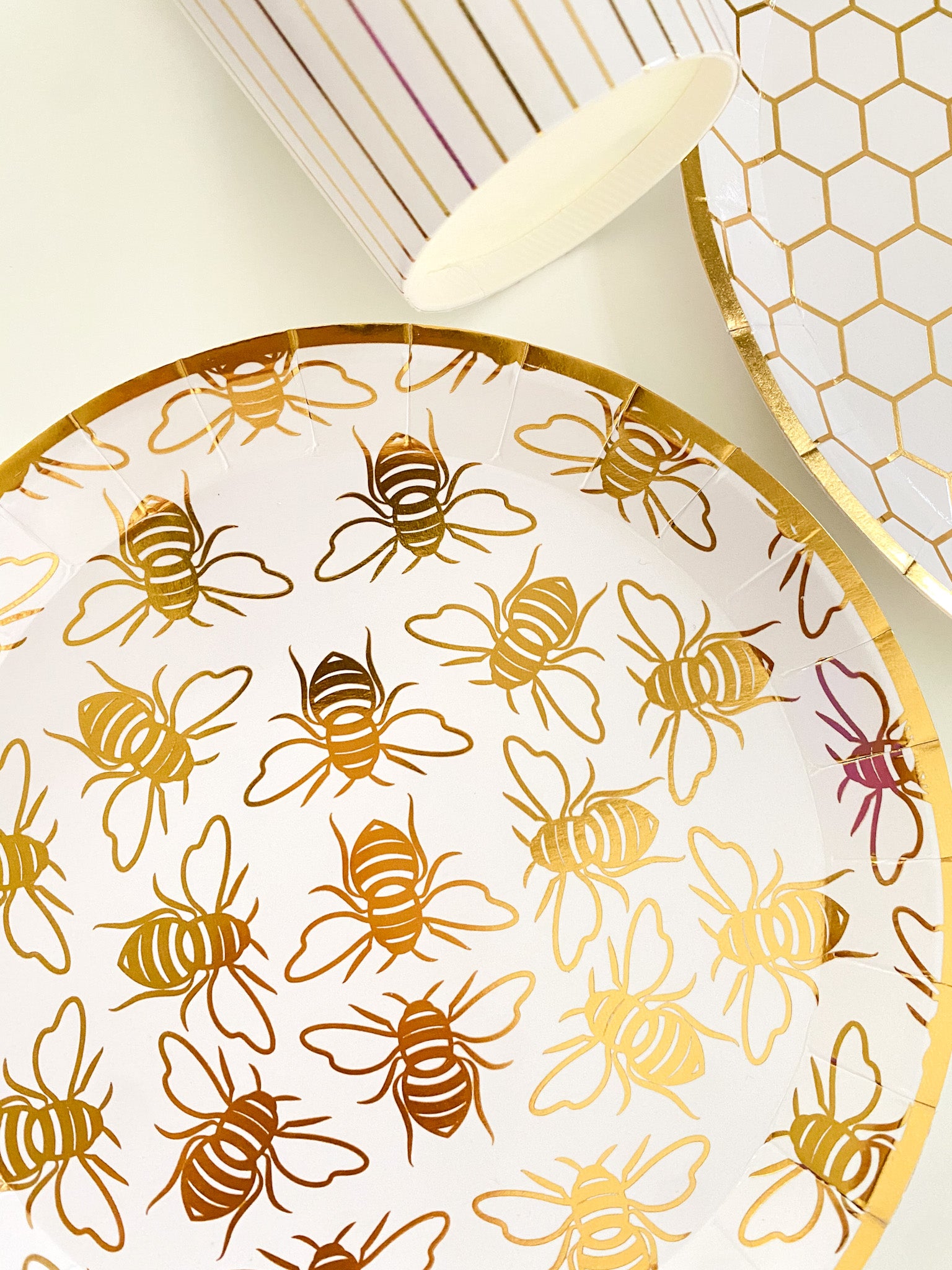 Bee Plates (Set of 8)